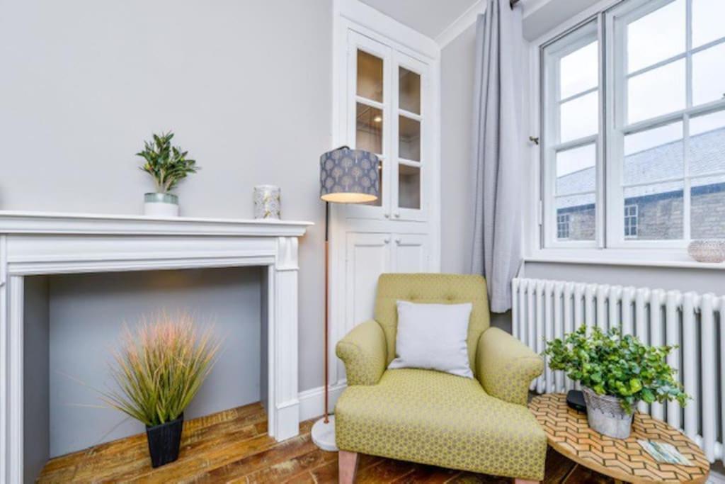 Victorian Charm: Stamford Centre Townhouse Villa Exterior photo